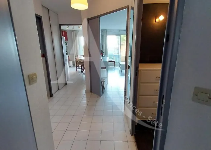 Quartier Des Plages Spacieux 1 Avec Parking Appartamento